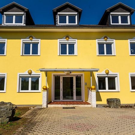 Budget Apartments In Thermennahe Tarcsafürdő Kültér fotó